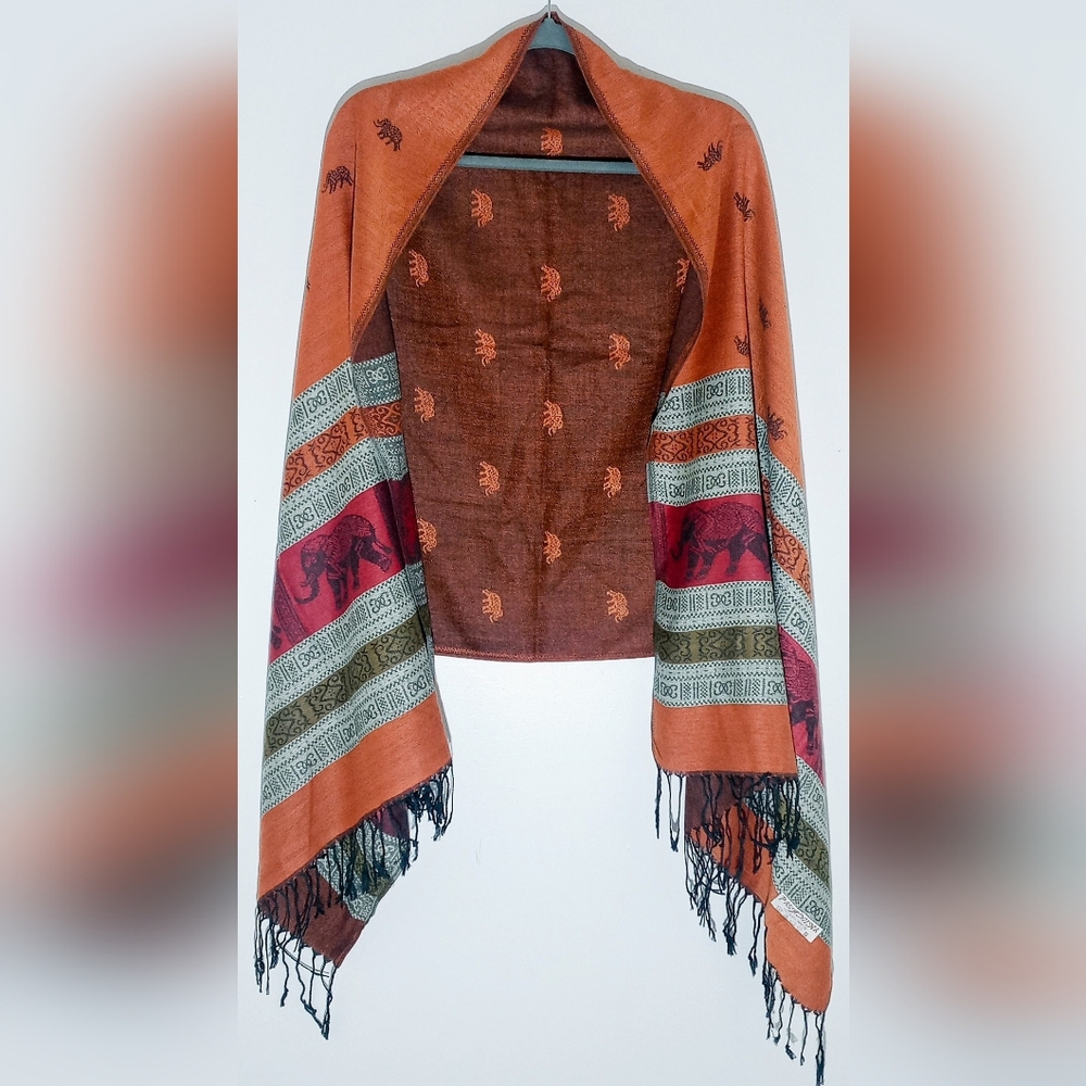 LIGHTWEIGHT VIBRANT ORANGE WOMEN'S SCARF WITH ELEPHANT DESIGN